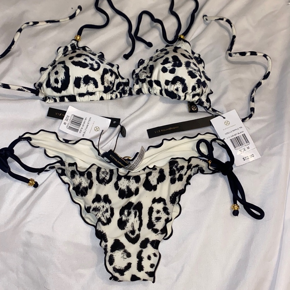 NWT Size M bikini
